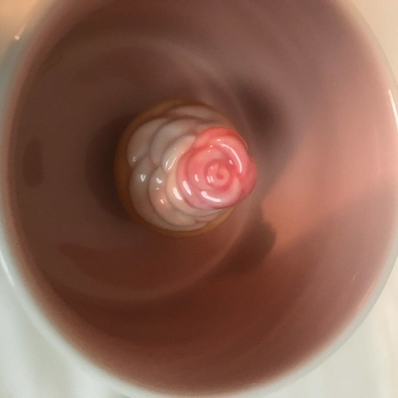 Whimsical Cupboard "Treat Yo Self". 10oz. 3" & 3 1/4". Cupcake Surprise NWT. - Picture 4 of 8